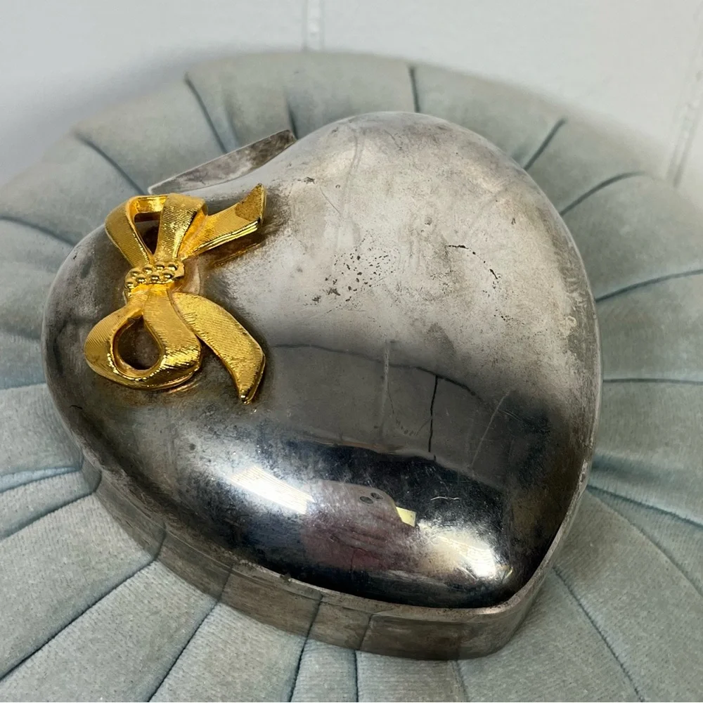 Vintage Silver/Gold Velvet Lined Heart-Shaped Trinket Box Jewelry Box Bow Detail